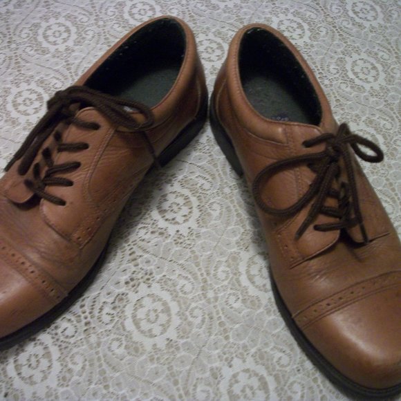 DOCKERS RETRO OXFORD STYLE SHOES 10 M main image 6